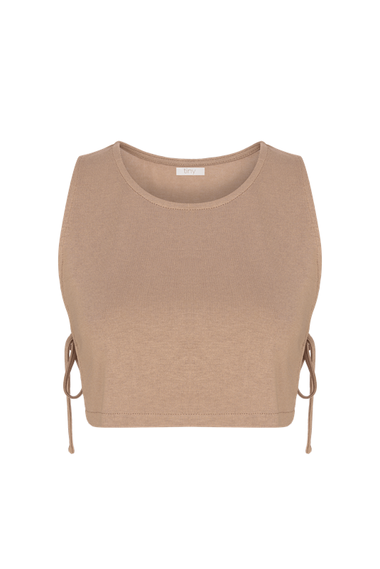NUDE FITTY TOP